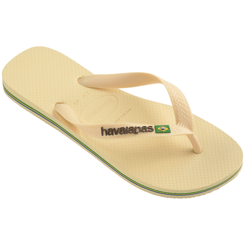 Chinelo Havaianas bege com logo e bandeira do Brasil, conforto e estilo brasileiro