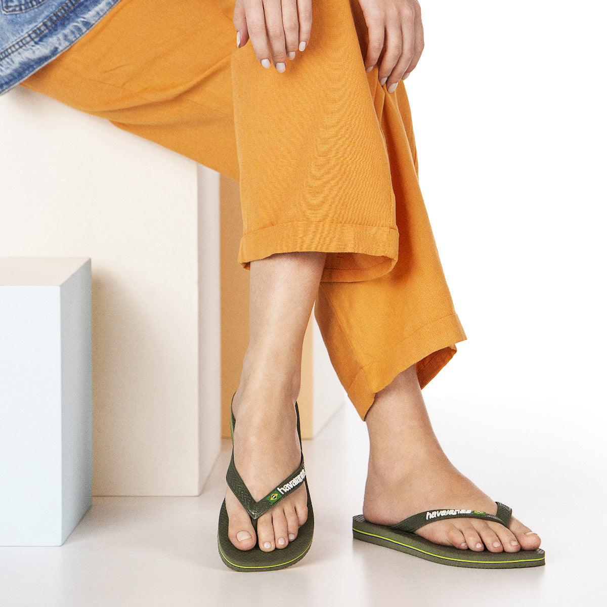 Chinelo Havaianas Brasil Logo - Verde Olive
