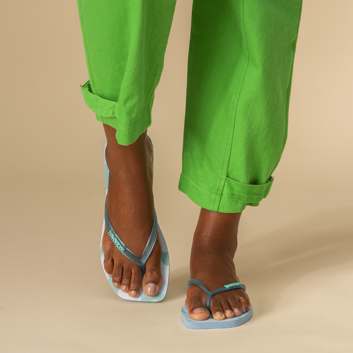 Chinelo Havaianas Slim Square Jelly