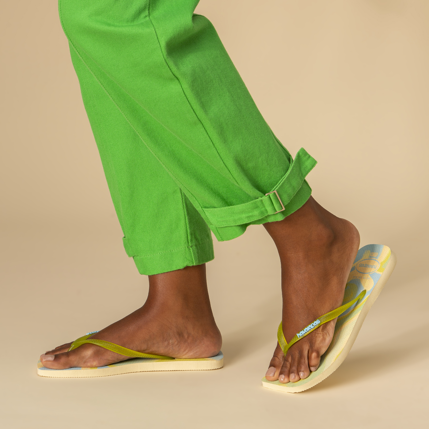 Chinelo Havaianas Slim Square Jelly