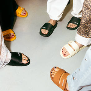 O conforto de sempre em uma nova coleção: chegaram as Havaianas Slides.